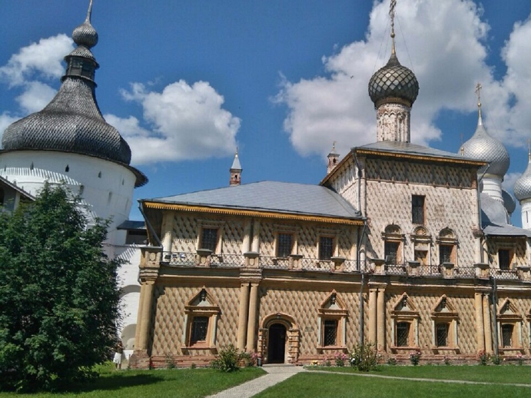 Летняя церковь в честь иконы Божией Матери «Одигитрия»